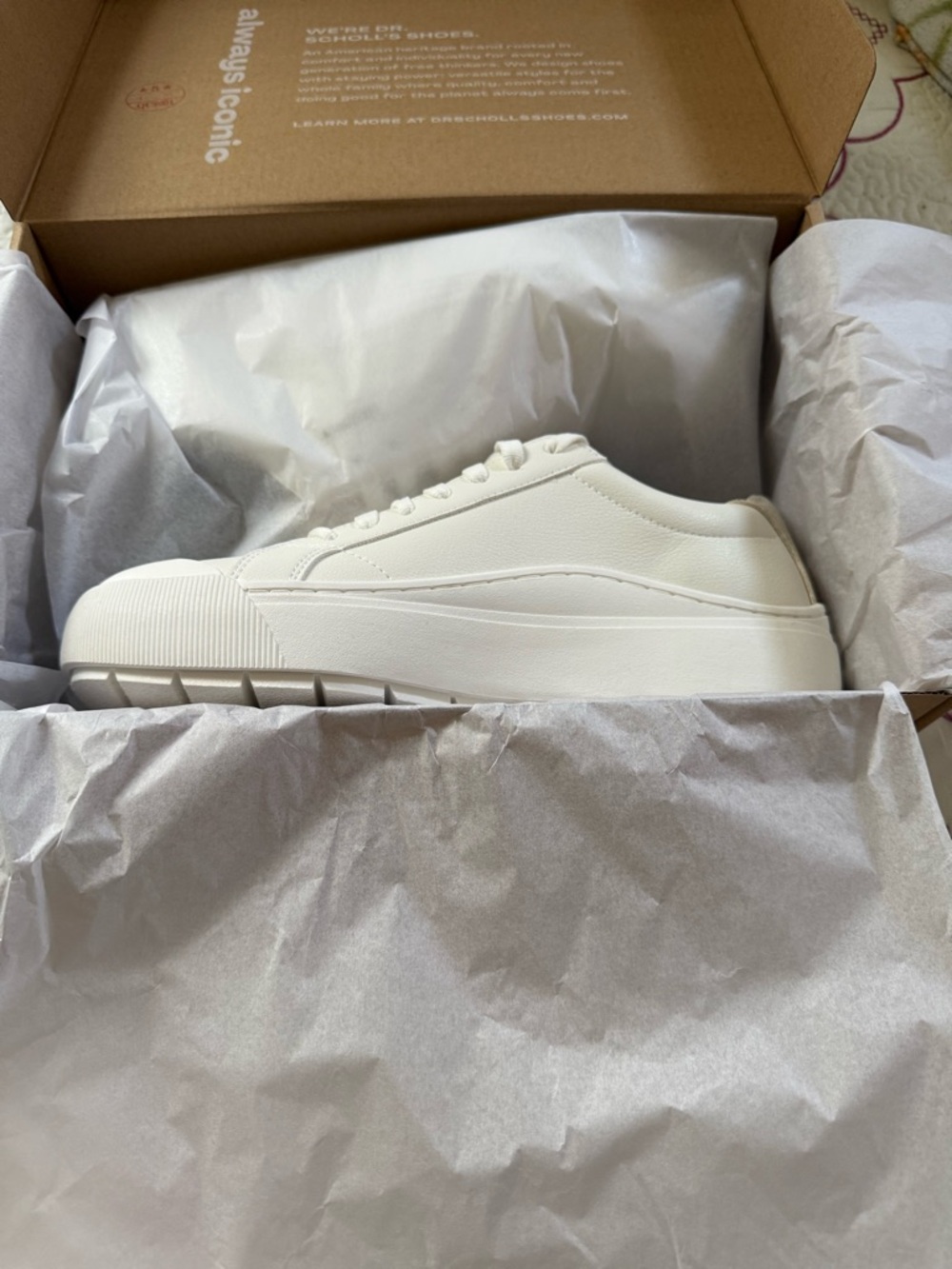 Dr. Scholl's Cream Low-Top Platform Sneakers